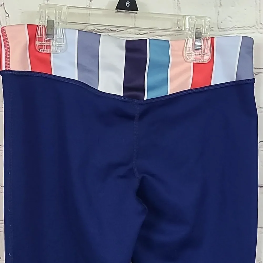 Nike Dri-Fit Girls Medium Navy Stripe Leggings Kids Activewear Gym Yoga Pants